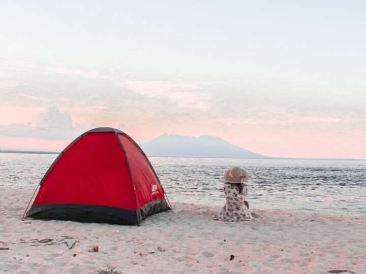 How to Set up Tent on the Beach