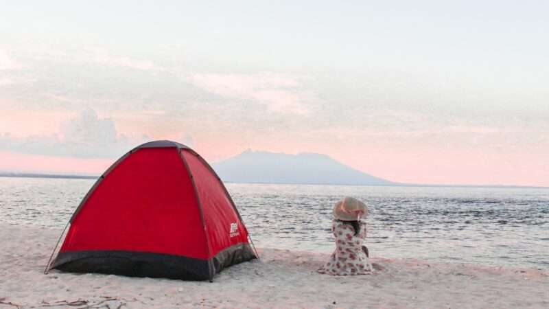 How to Set up Tent on the Beach