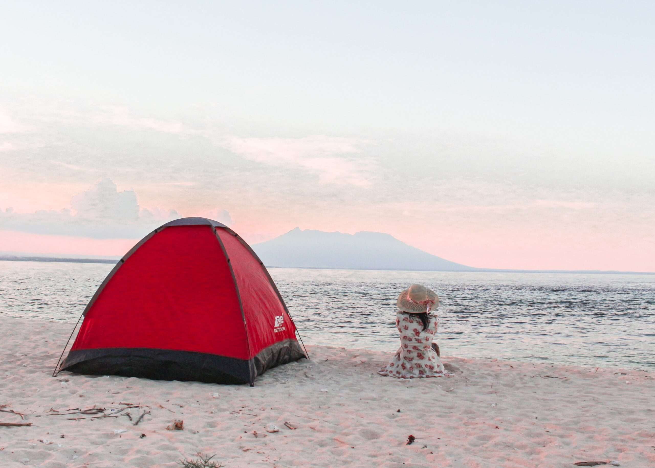 How to Set up Tent on the Beach